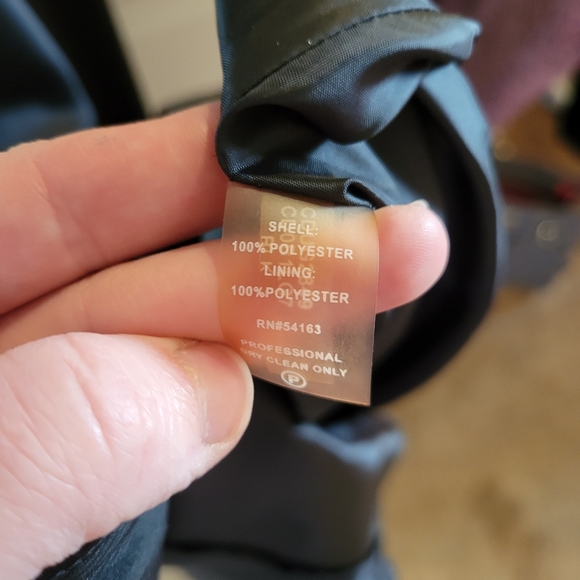 Elegant Black Calvin Klein Evening Gown - Picture 7 of 8